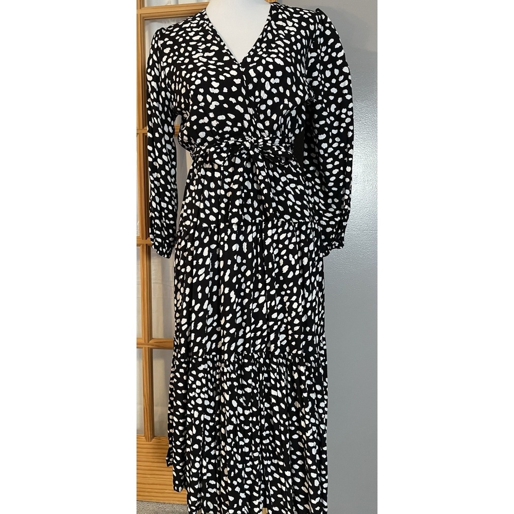 R Vivimos Tiered Printed Midi Dress Sz M Black White Belted Long Sleeve Boho